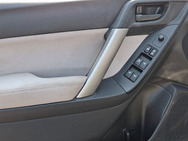 2015 Subaru Forester 2.5i