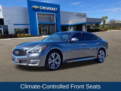 2017 INFINITI Q70L 3.7X