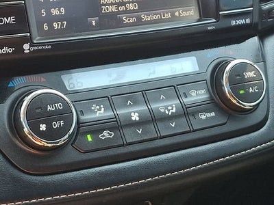 2017 Toyota RAV4 Hybrid XLE