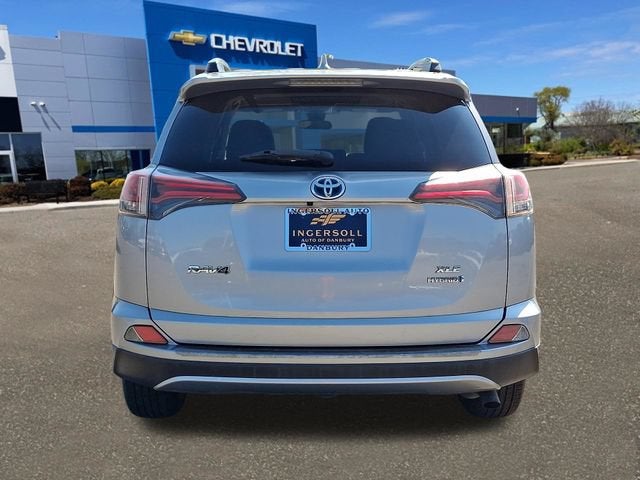 2017 Toyota RAV4 Hybrid XLE