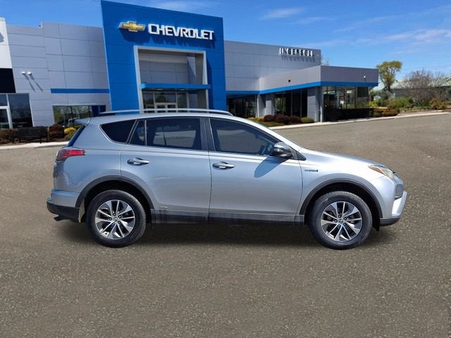 2017 Toyota RAV4 Hybrid XLE