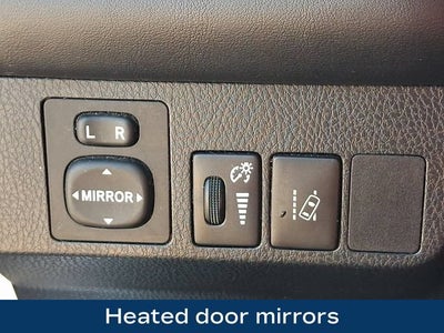 2017 Toyota RAV4 Hybrid XLE