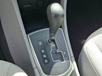 2012 Hyundai Accent GLS