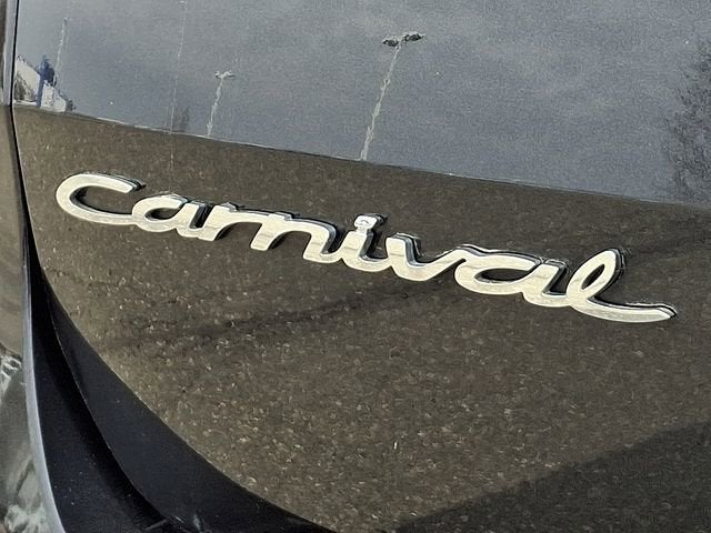 2022 Kia Carnival LXS