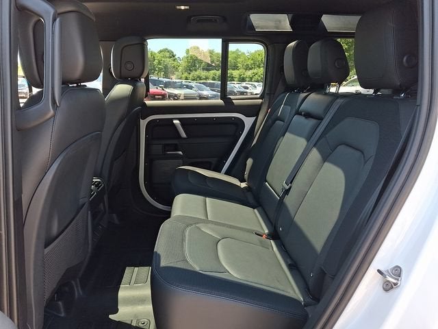2023 Land Rover Defender 110 X-Dynamic SE