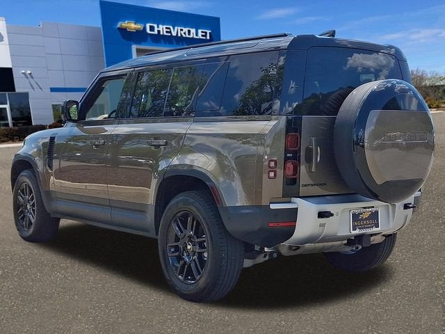 2025 Land Rover Defender 110 P300