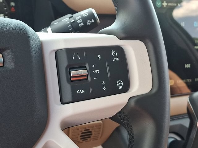 2025 Land Rover Defender 110 P300