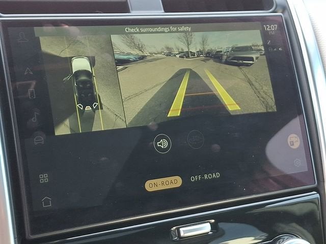 2023 Land Rover Discovery P360 HSE R-Dynamic