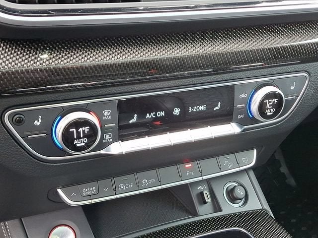 2025 Audi SQ5 Premium Plus TFSI quattro Tiptronic