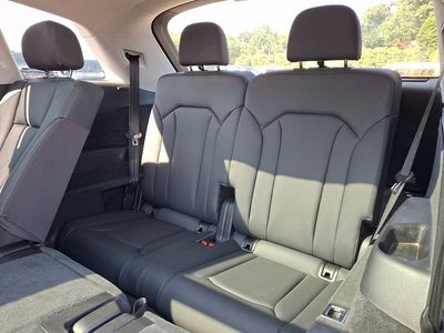 2022 Audi Q7 Premium Plus 45 TFSI quattro Tiptronic
