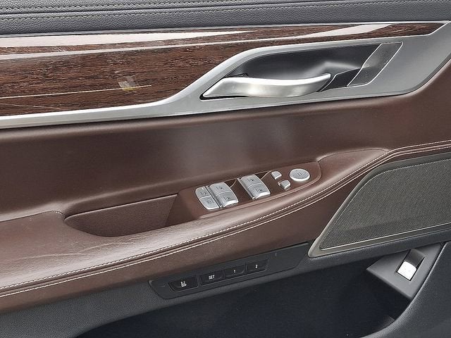 2020 BMW 750i xDrive