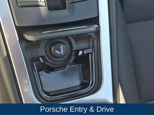 2022 Porsche 718 Boxster S