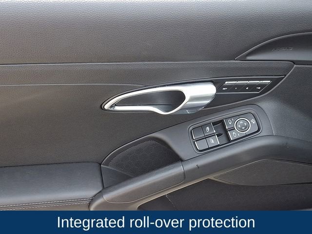 2022 Porsche 718 Boxster S