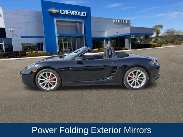 2022 Porsche 718 Boxster S