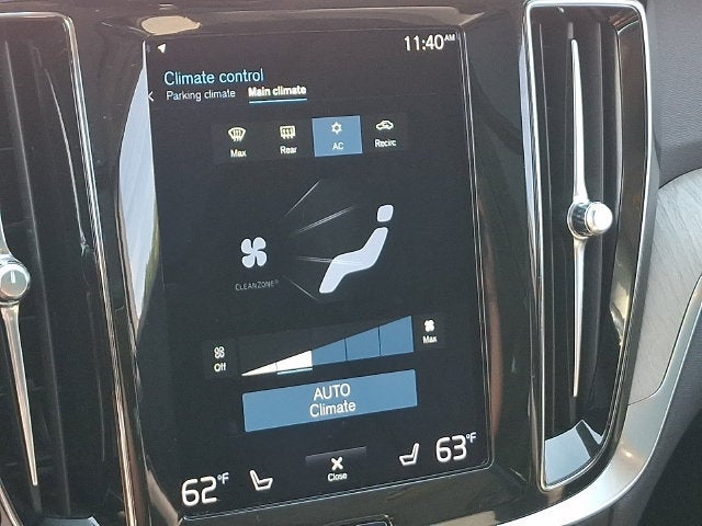 2022 Volvo V60 Cross Country T5
