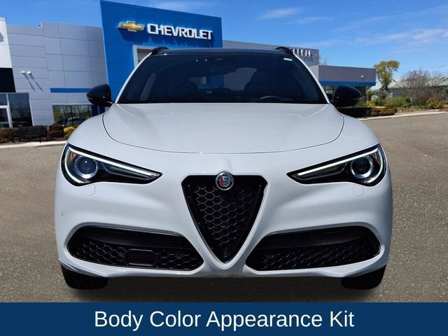 2023 Alfa Romeo Stelvio Veloce AWD