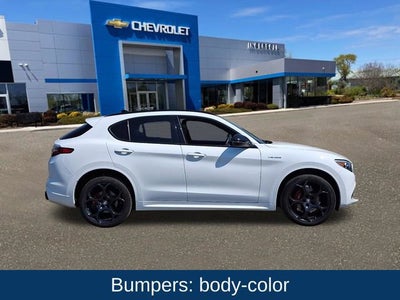 2023 Alfa Romeo Stelvio Veloce AWD