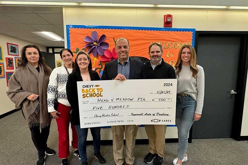 Head O'Meadows elementary school donation